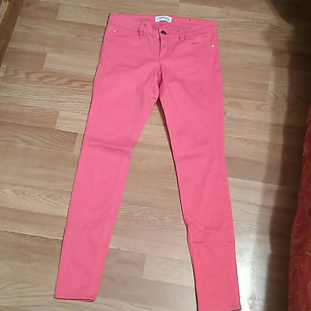 Skinny jeans